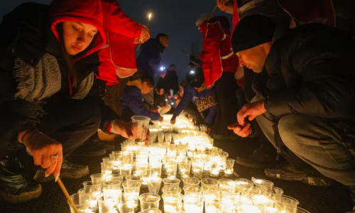 Nga tưởng niệm các nạn nhân vụ tấn công nhà hát ở Moscow