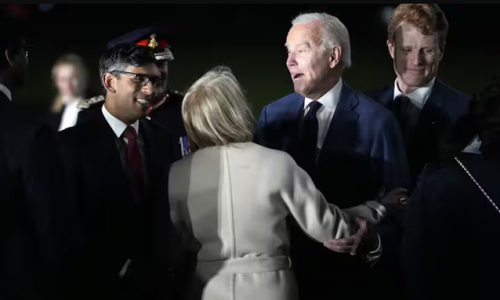 Ông Biden đến Bắc Ái Nhĩ Lan trong chuyến viếng thăm đánh dấu kỷ niệm thỏa thuận hòa bình