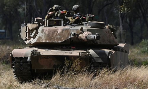 Tiếp đà phản công cho Ukraine, Mỹ sẽ chuyển giao xe tăng chủ lực M1 Abrams vào tháng Chín