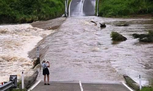 Cảnh báo lũ lụt ở một số khu vực của Victoria, SA, NSW sau giông bão và mưa lớn