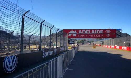 Giao thông sẽ bị gián đoạn ​​khi đường đua Adelaide 500 được sữa chửa lại cho sự kiện diễn ra trong tháng Mười Hai.