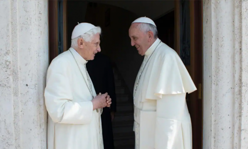 Vatican chuẩn bị lễ tang cố Giáo hoàng Benedict XVI