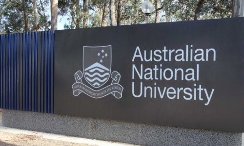Đại học Quốc Gia Úc phạt 300 sinh viên vì không tìm ra người đạo văn