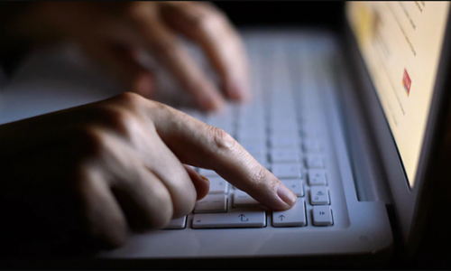 Một thanh niên Melbourne bị cáo buộc đã tạo ra phần mềm gián điệp Trojan truy cập từ xa