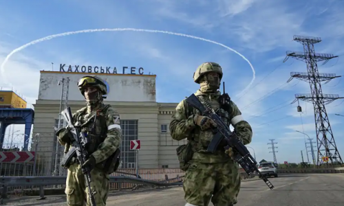 Quân đội Nga rút khỏi thành phố chiếm đóng Kherson của Ukraine