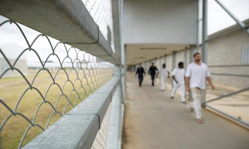 Bộ Dịch Vụ Cải Huấn Nam Úc bị kiện sau khi từ chối cung cấp tài liệu bỏ phiếu bầu cử cho tù nhân