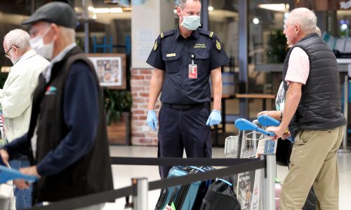 Hai nhân viên Lực lượng Bảo vệ Biên giới Úc bị nhiễm coronavirus