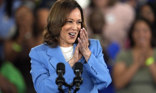 Khảo sát bầu TT Mỹ : Kamala Harris tiếp tục vượt lên dẫn trước Donald Trump tại nhiều bang then chốt