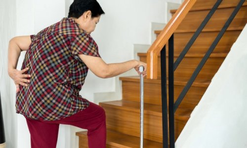 Có bằng chứng y học rõ ràng: - Quý bà nên giữ cho mình không còng lưng để tăng tuổi thọ