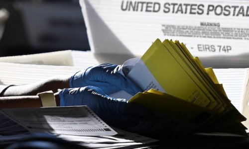 Bộ Tư pháp Mỹ: Đặc vụ liên bang được phép vào các điểm kiểm phiếu sau Ngày Bầu cử