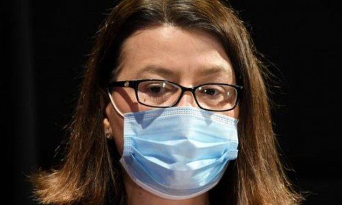 Bộ trưởng Y tế Victoria, Jenny Mikakos, viết tâm thư xin lỗi trên Twitter