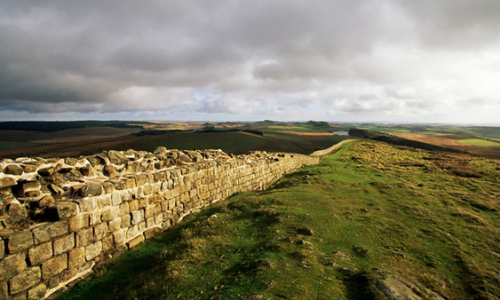Di tích La Mã Hadrian's Wall ở Anh trong cơn nguy của biến đổi khí hậu