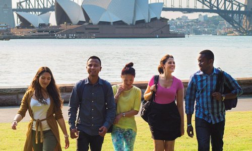 Các thành phố lớn kêu gọi nước Úc cho phép sinh viên quốc tế trở lại.
