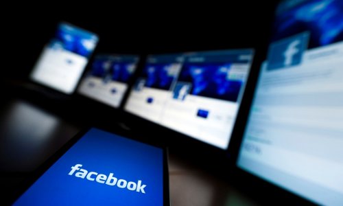 Facebook tuyển dụng 10,000 nhân viên ở Âu Châu để xây dựng mạng 