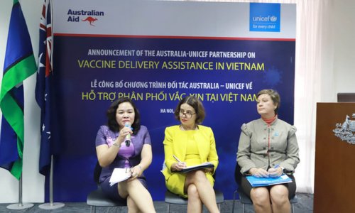 13,5 triệu Úc kim hỗ trợ phân phối vaccine Covid-19 tại Việt Nam