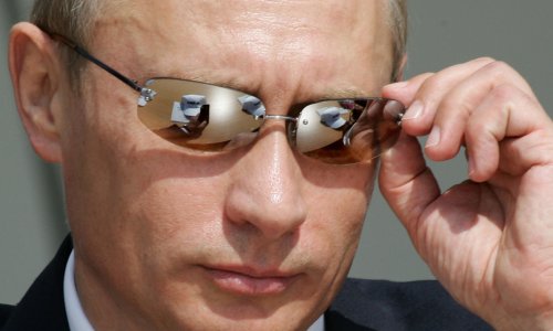 Tại sao Tổng thống Vladimir Putin vẫn bền chí?