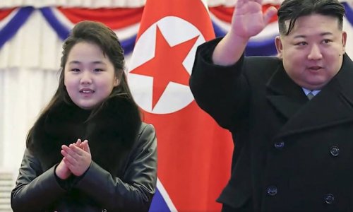 Con gái 12 tuổi của Kim Jong-un đang chuẩn bị kế nhiệm?