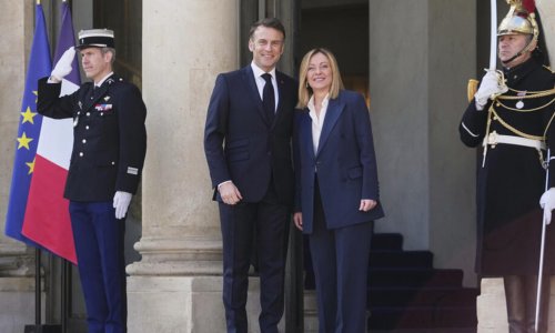 Tổng thống Pháp Macron công du Ý nhằm cải thiện quan hệ song phương