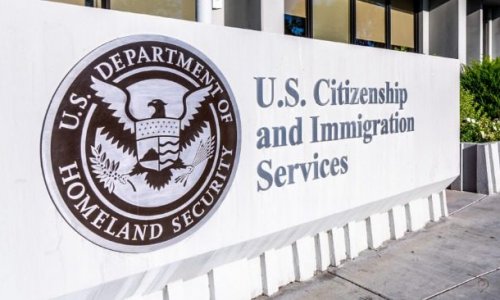 Hoa Kỳ chính thức cấm thành viên các đảng chính trị toàn trị nhập cư