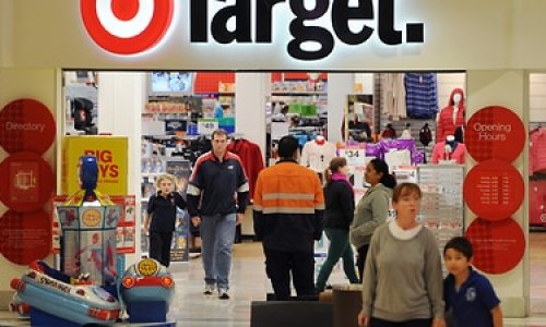 Target đóng 75 cửa hàng và chuyển đổi gần trăm cửa hàng khác thành Kmart