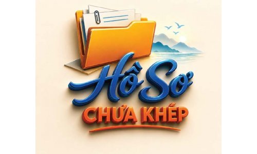 Hai chiếc áo Blouse trên tầng ba