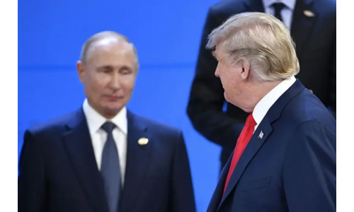 Ông Trump: Putin toàn buông lời 'vớ vẩn'