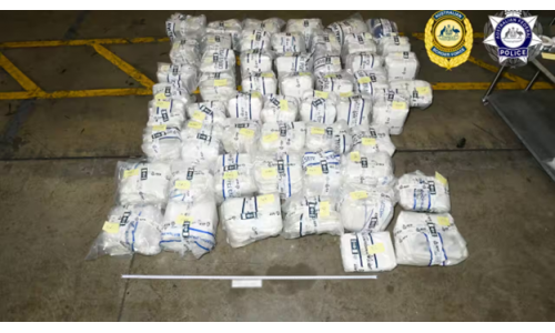 Bắt giữ ba người đàn ông với tội danh nhập cảng gần 600 kg ma túy đá vào Úc