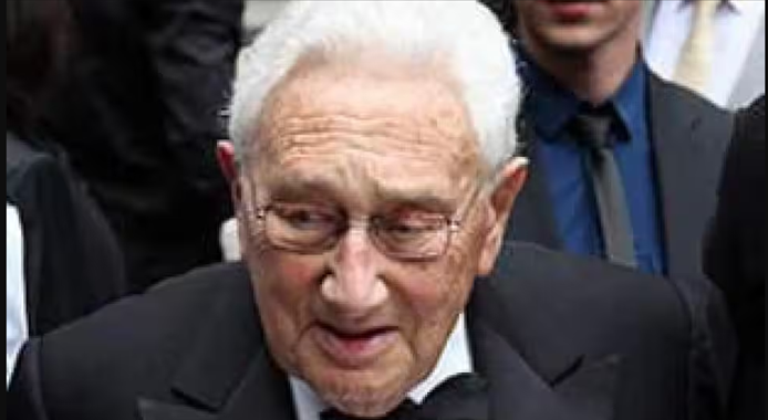 Henry Kissinger qua đời ở tuổi 100