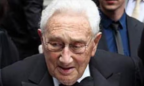 Henry Kissinger qua đời ở tuổi 100