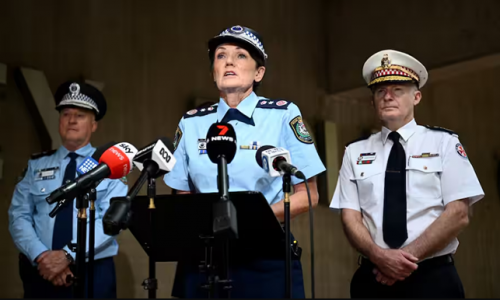 Đâm người ở nhà thờ Sydney: Cảnh sát tuyên bố sự việc là 'hành động khủng bố', thiếu niên 15 tuổi bị bắt