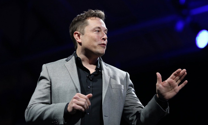 Elon Musk hé lộ kế hoạch Internet vệ tinh cho smartphone