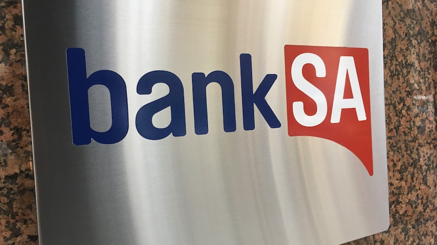 Ngân hàng BankSA rời khỏi thị trần Kapunda vì sự sự sụt giảm số lượng khách hàng.