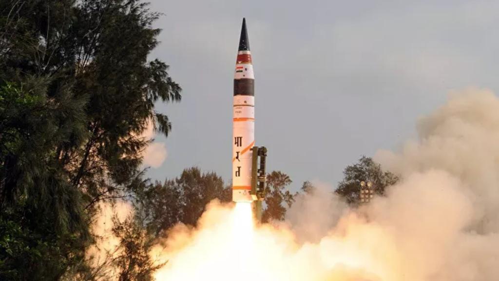 Ấn Độ phóng hỏa tiễn đạn đạo tầm bắn 5,000 km