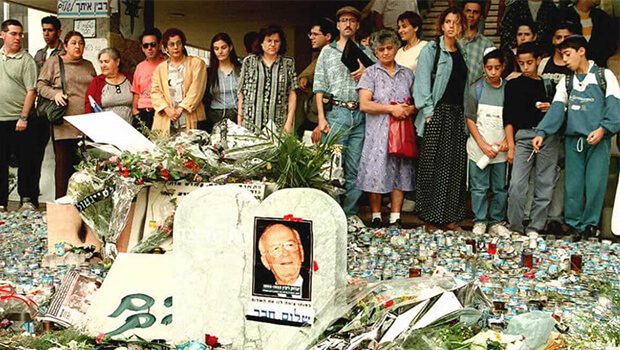 04/11/1995: Thủ tướng Israel Yitzhak Rabin bị ám sát