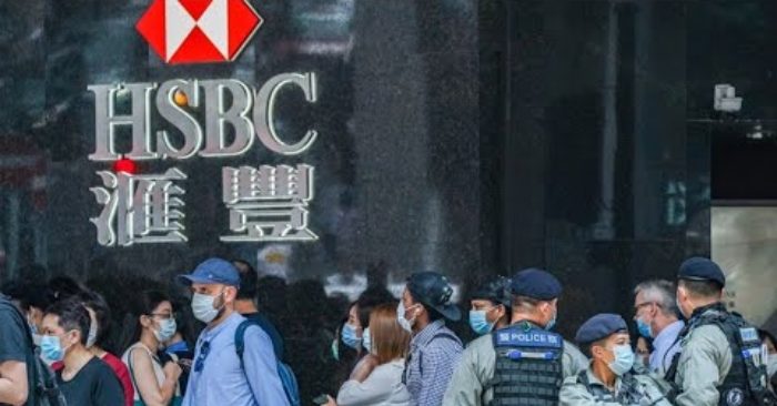 ‘Chiều lòng’ Bắc Kinh, ngân hàng HSBC đóng tài khoản nhân sĩ dân chủ, Ngoại trưởng Mỹ lên án