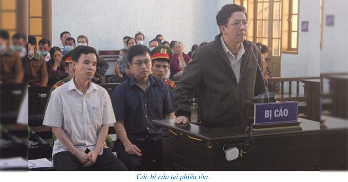 Việt Nam:  Chiếm đoạt 524 triệu đồng tiền xây nghĩa trang, cựu chủ tịch huyện, 2 thuộc cấp lãnh 32 năm tù