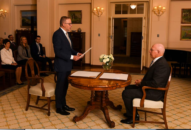 Anthony Albanese tuyên thệ nhậm chức, trở thành Thủ tướng thứ 31 của nước Úc