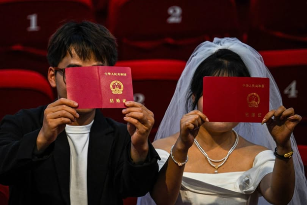 South China Morning Post: Bạn muốn ly hôn ở Trung Quốc? Chúc bạn may mắn khi đăng ký lịch hẹn
