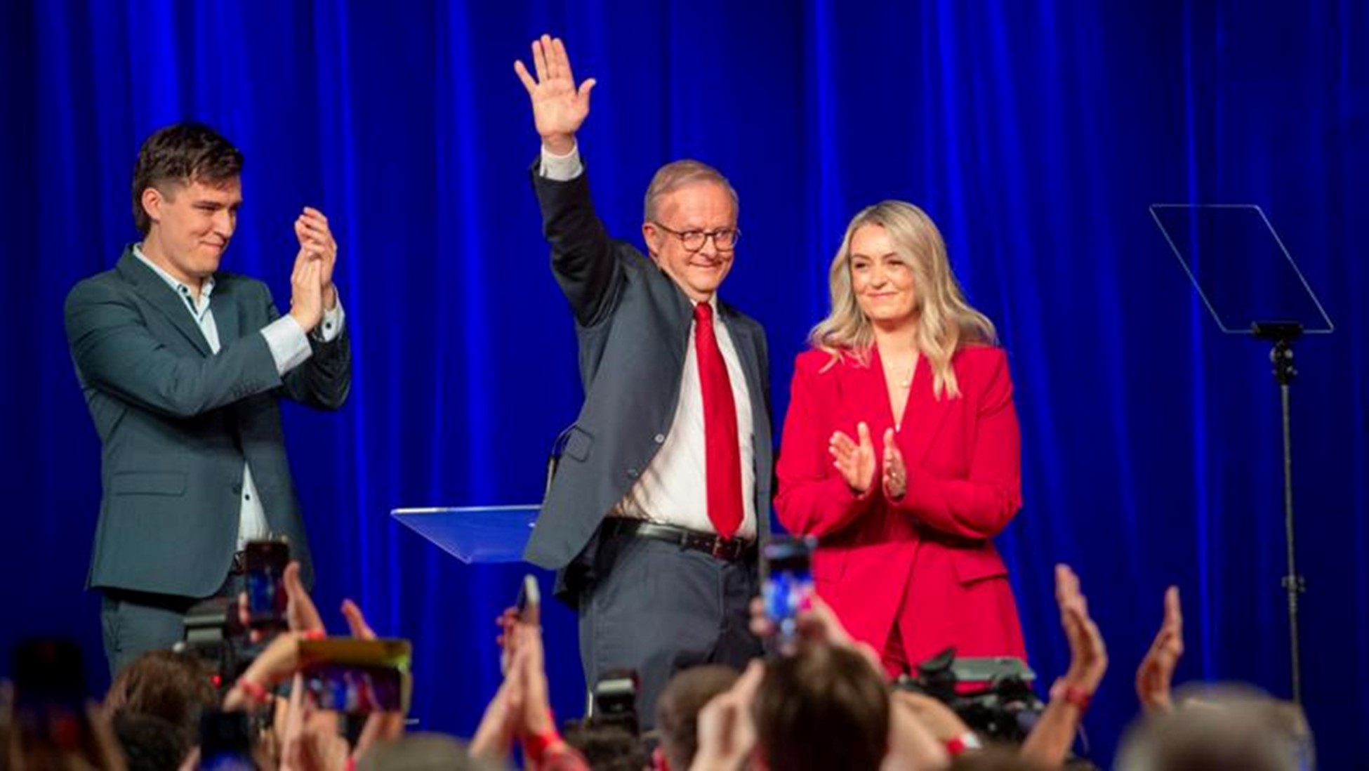Anthony Albanese giành chiến thắng áp đảo trong cuộc bầu cử Liên bang Úc.