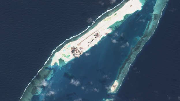 Việt Nam quân sự hóa 21 bãi cạn ở Trường Sa để kiềm chế yêu sách chủ quyền của Trung Quốc