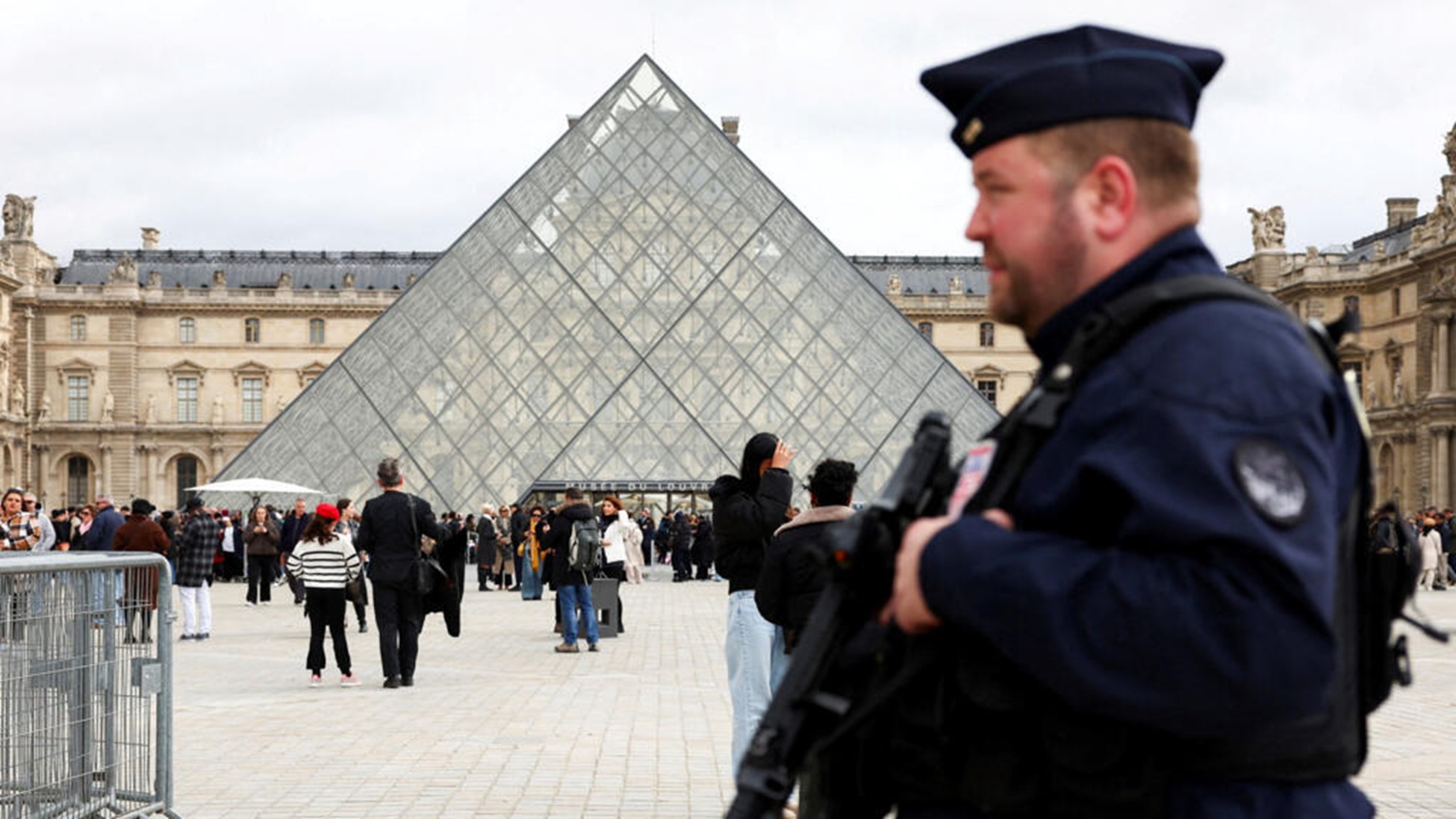 Tài sản văn hóa Pháp và những mối đe dọa ngày càng gia tăng