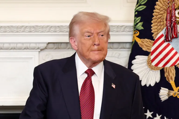 Các thẩm phán Tòa án Tối cao Hoa Kỳ chất vấn luật sư của tổng thống Trump về tính hợp pháp của các quan thuế.