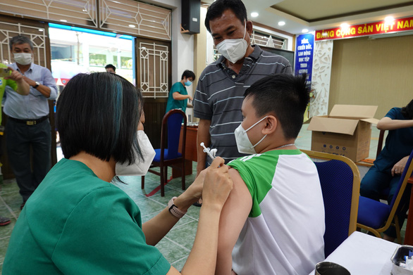 Úc viện trợ cho Việt Nam hơn 7,2 triệu liều vắc xin Moderna tiêm cho trẻ.