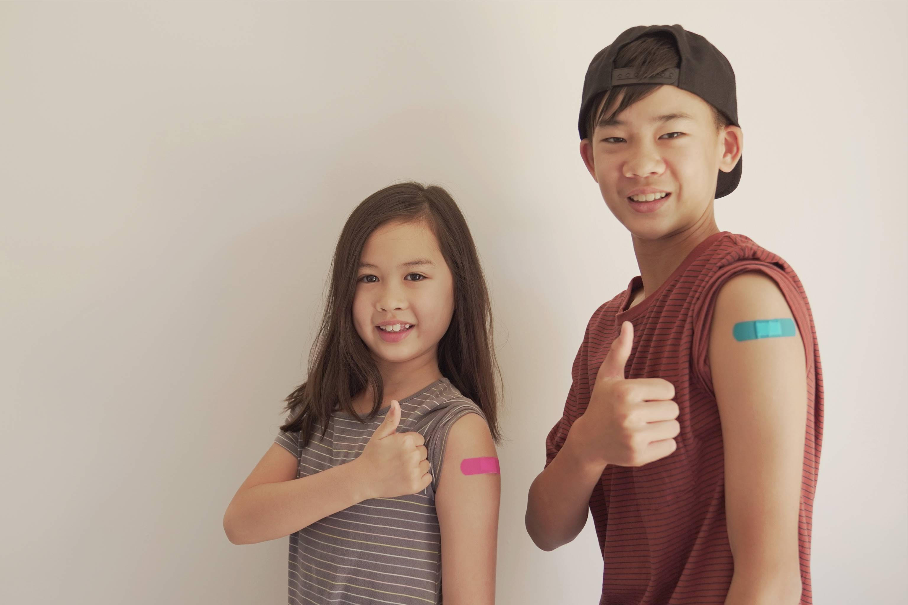 Vắc xin COVID-19 cho trẻ em và thanh thiếu niên