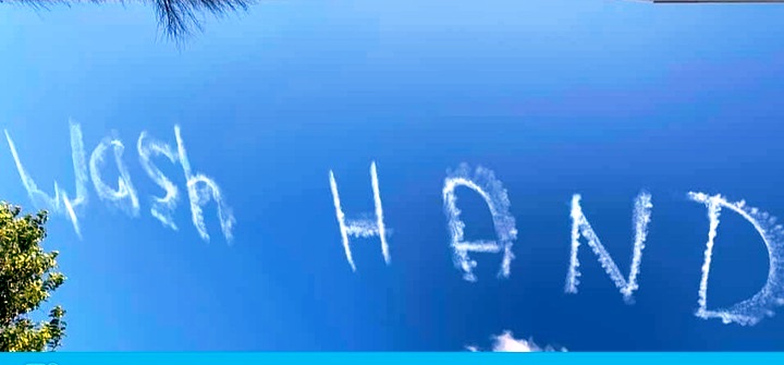 Dùng máy bay viết dòng chữ nhắc rửa tay trên bầu trời Australia