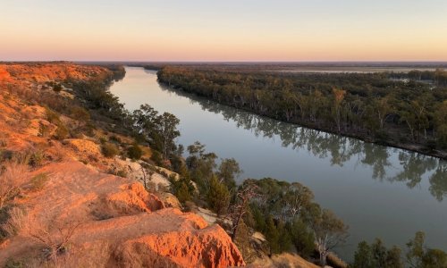 Bà Plibersek kêu gọi các tiểu bang nằm trên lưu vực phải 'nỗ lực lớn hơn' để thực hiện đầy đủ Kế hoạch Lưu vực Sông Murray-Darling (Murray-Darling Basin Plan).
