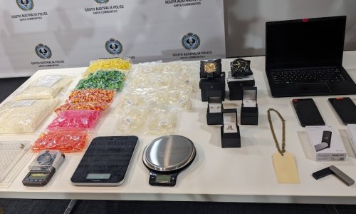 Cảnh sát Tiểu bang Nam Úc thu giữ 1,5 triệu đô-la tiền mã hóa sau khi bắt giữ kẻ buôn bán ma túy trên web đen