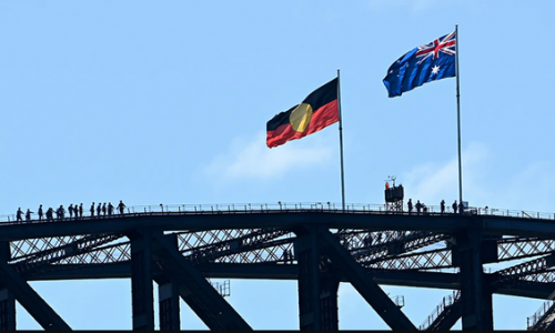 Cờ Thổ dân sẽ vĩnh viễn thay thế cờ NSW trên Cầu Cảng Sydney