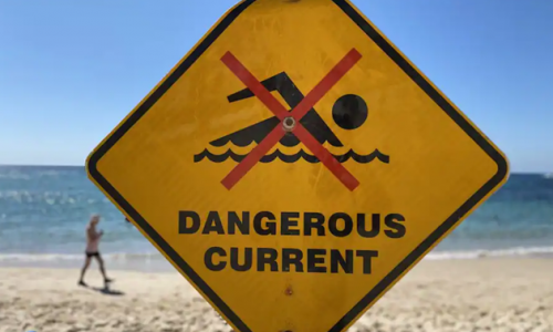 Thêm các ngôn ngữ khác vào biển báo an toàn trên bãi biển Úc có thể cứu được mạng sống?