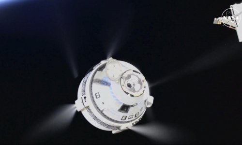 Starliner của Boeing trở về Trái Đất để lại hai phi hành gia mắc kẹt ở ISS